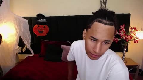 Cam and Amy online show from October 29, 8:42 pm