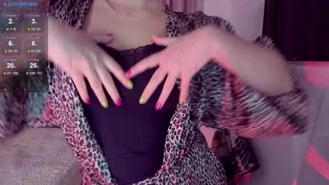 Emily online show from February 1, 6:19 pm