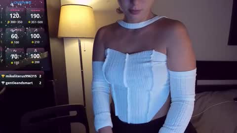 Emily online show from September 16, 3:59 pm