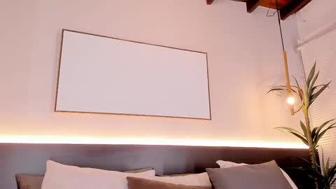 Sol Avelar online show from September 21, 4:38 am