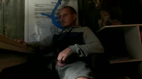 Alex Dixon online show from September 9, 7:36 pm