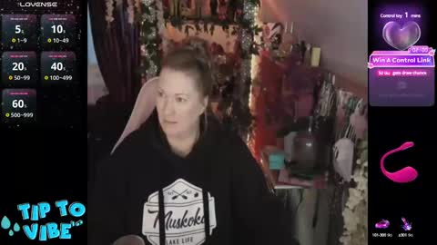 Snapshot of solesticia chatting on February 3, 10:21 pm solesticia online show from February 3, 10:21 pm