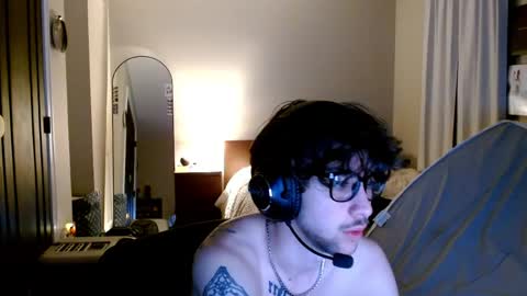 Solis3 online show from April 7, 4:03 am