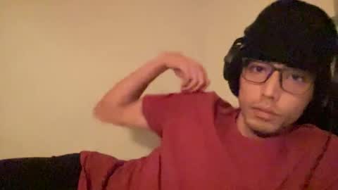 solmonier online show from December 16, 8:37 pm