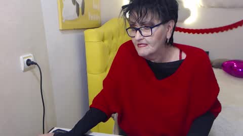 sondrariddle online show from March 10, 3:34 am