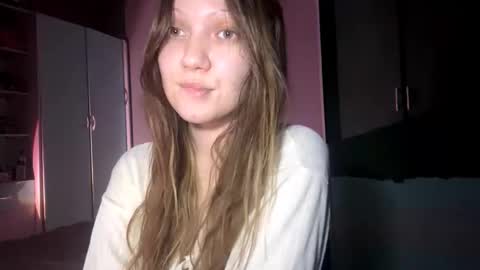 Ellie online show from February 1, 6:27 pm