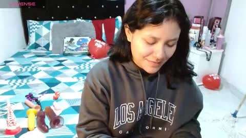 sonialatin69 online show from February 22, 9:34 am