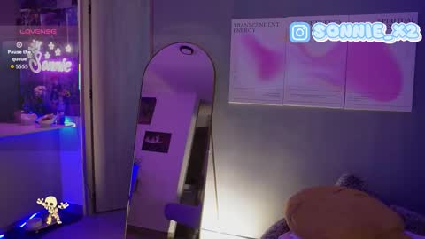 Sonnie online show from January 8, 1:50 pm