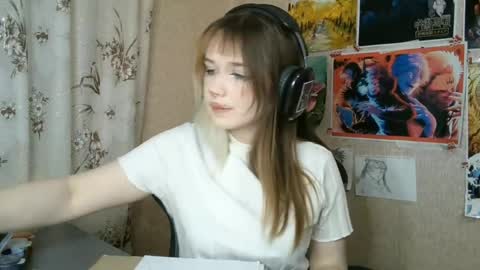 Mila online show from May 28, 4:27 pm