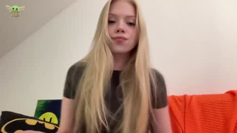 Sonya  Instagram   Twitter sonyaplushgirl  OnlyFans sonyaplush online show from December 11, 8:50 pm