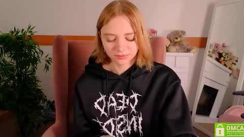 Litta online show from November 2, 1:38 am