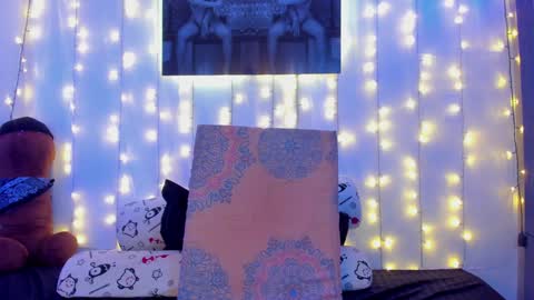 sophie online show from January 12, 9:08 am