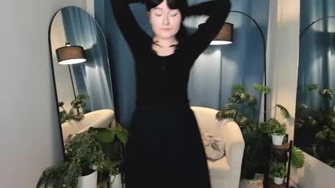 Sophi online show from December 2, 7:29 am