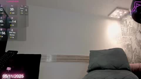 Sophi Johnson online show from November 6, 5:43 am