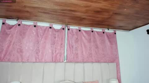 sophi online show from February 15, 12:54 pm