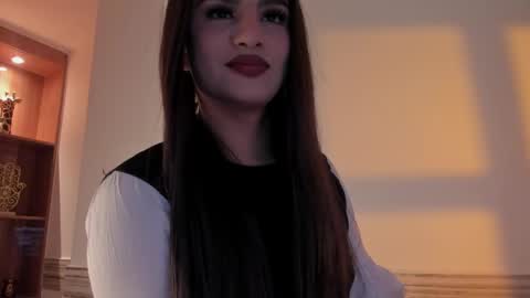 Sophia online show from May 16, 9:57 pm