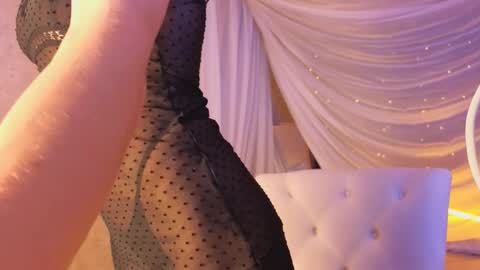 Sophia online show from November 30, 2:07 am