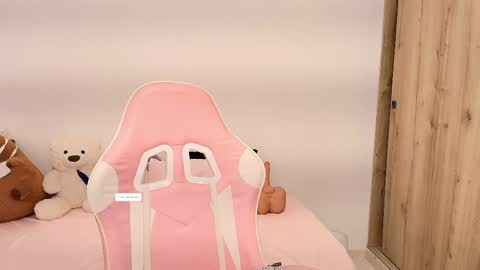 Sophia Storm online show from April 18, 2:24 am