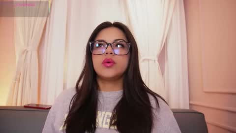 Sofi online show from October 11, 11:15 am