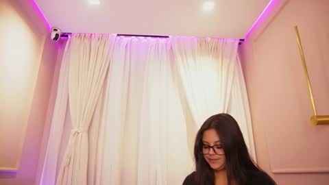 Sofi online show from October 7, 11:39 am