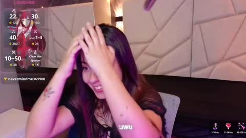 Snapshot of sophiaa_7 chatting on October 10, 11:27 am Sophi  online show from October 10, 11:27 am