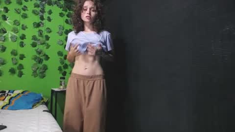 sophiamiller6 online show from July 2, 2:53 am