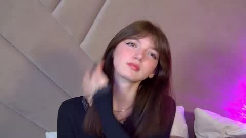 SophiaProve online show from April 16, 9:39 pm