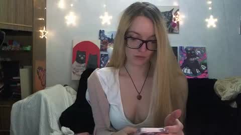 SophiaSonata online show from September 23, 8:37 pm