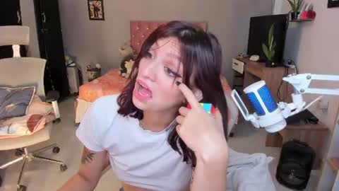 sophie doll online show from August 1, 2:02 am