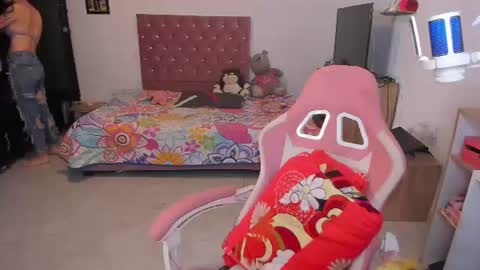 sophie doll online show from June 27, 6:36 pm