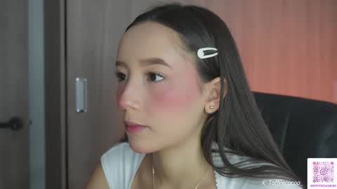 Sophie or Sof online show from September 24, 9:21 pm