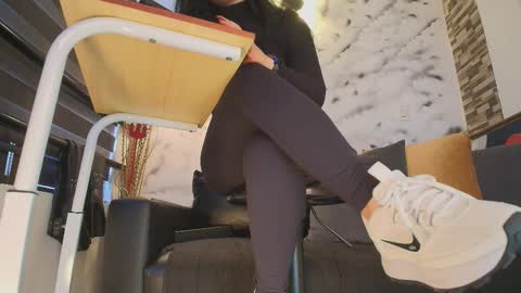 Sophie online show from March 9, 12:10 pm