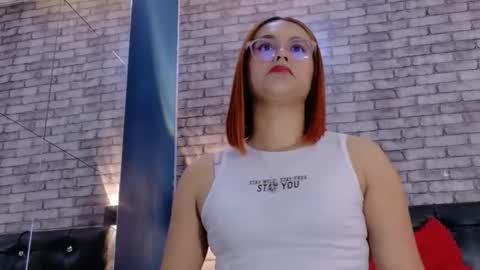 sophie_new25 online show from February 18, 2:17 pm