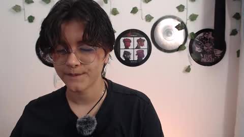 Snapshot of sophie_ross1 chatting on October 9, 1:22 am sophie_ross1 online show from October 9, 1:22 am