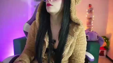 sophie_soft69 online show from July 16, 4:49 am