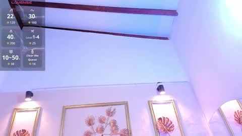 Sophie Sweet online show from March 3, 4:19 am