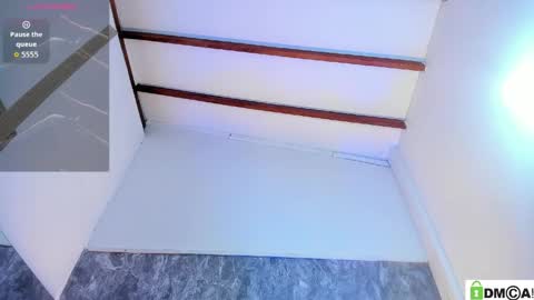 Sophie Sweet online show from April 10, 7:24 am