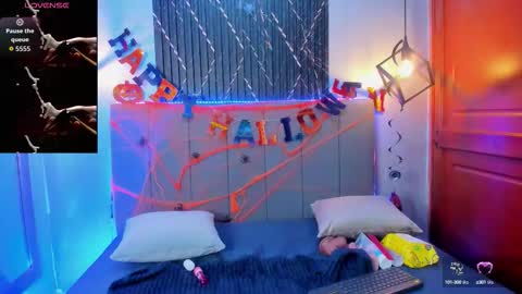 Sophie Sweet online show from October 11, 5:56 am