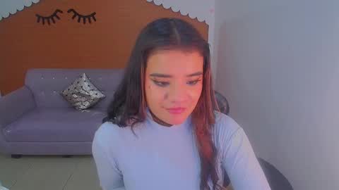 Snapshot of sophie_t_ chatting on March 8, 7:16 am Sofia online show from March 8, 7:16 am