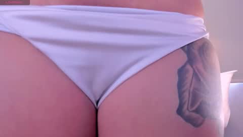 Sophie online show from October 9, 4:56 pm