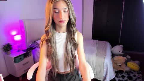    online show from February 3, 8:51 am