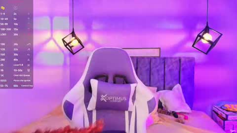         online show from September 9, 12:38 pm