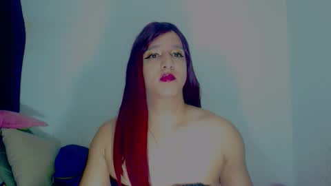 sophiehillsxo online show from November 3, 10:05 am