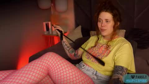 Sophie online show from March 9, 2:05 am