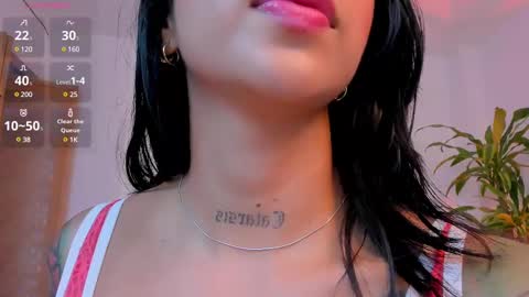 sophierooy online show from February 19, 5:27 pm