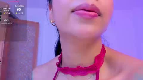 sophierooy online show from September 8, 6:29 pm