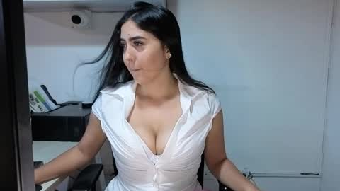 Sophiee online show from April 7, 12:12 am