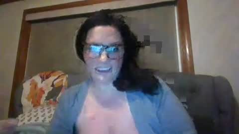NaughtyMommy online show from January 2, 12:45 am