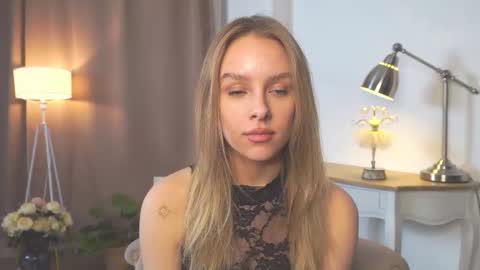 Anna online show from February 18, 1:11 pm