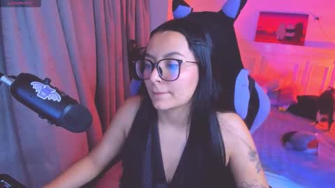 Lili online show from February 17, 1:48 am